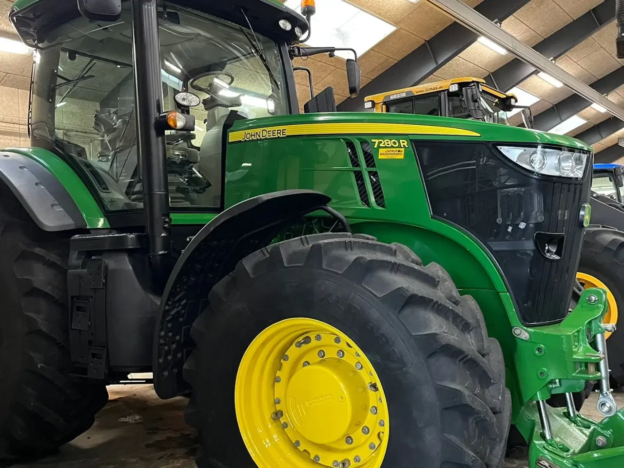 Billede 12 - John Deere 7280R Næsten nye dæk, Autopower og frontlift samt luft anlæg