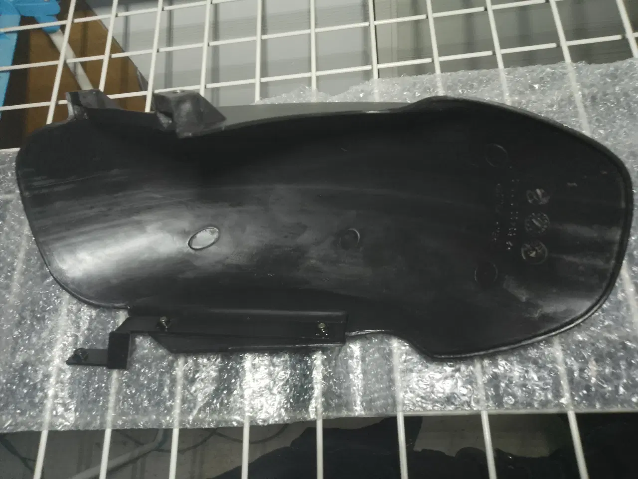 Billede 3 - Ny original bagskærm med beslag til pgo 