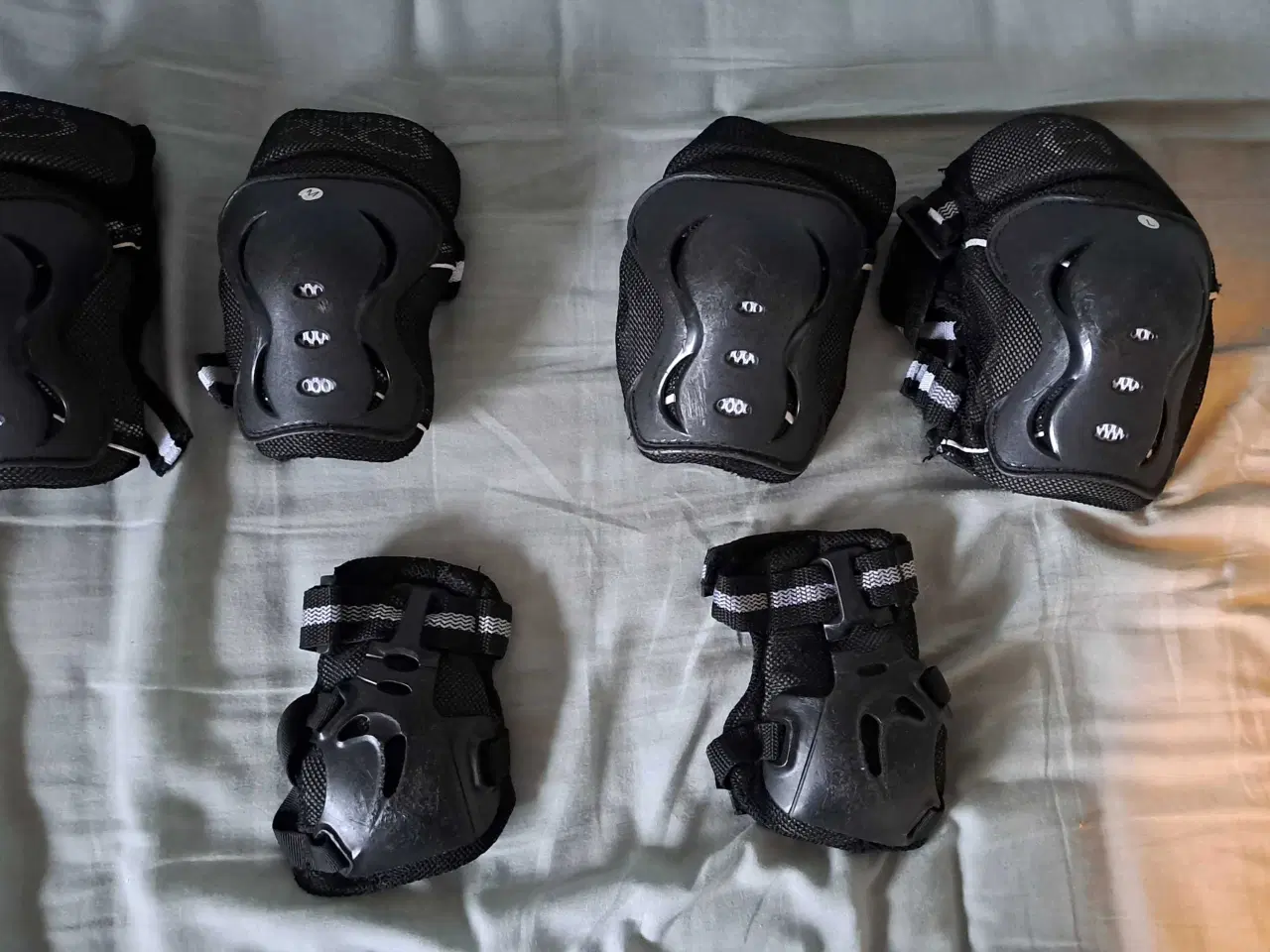 Billede 1 - Beskytter til børn