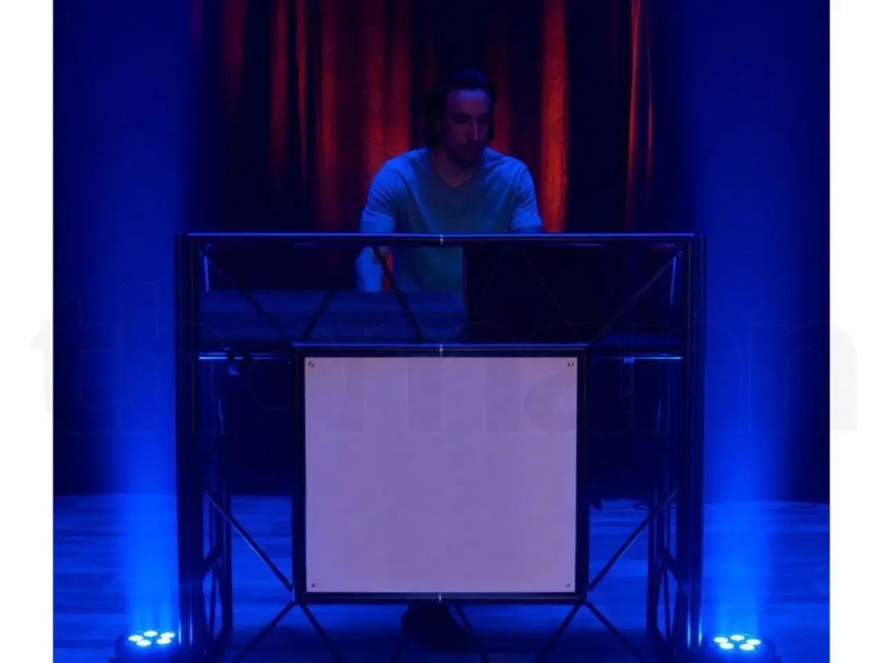 Billede 2 - UDLEJES - DJ-Bord
