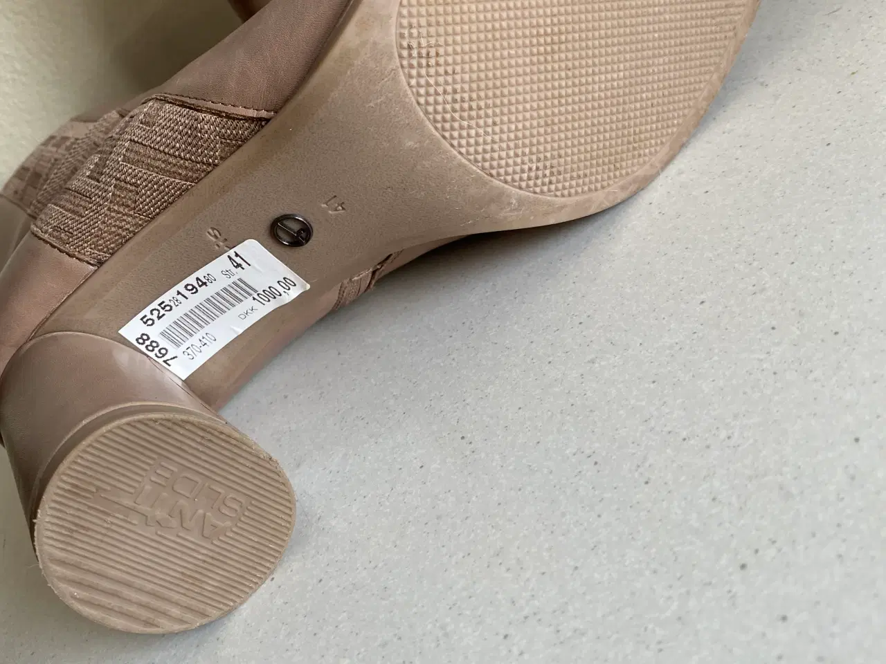 Billede 5 - Tamaris støvletter m hæl