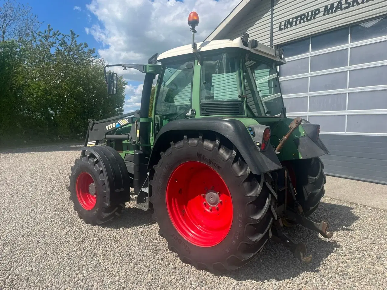 Billede 3 - Fendt 410 Vario med frontlæsser.