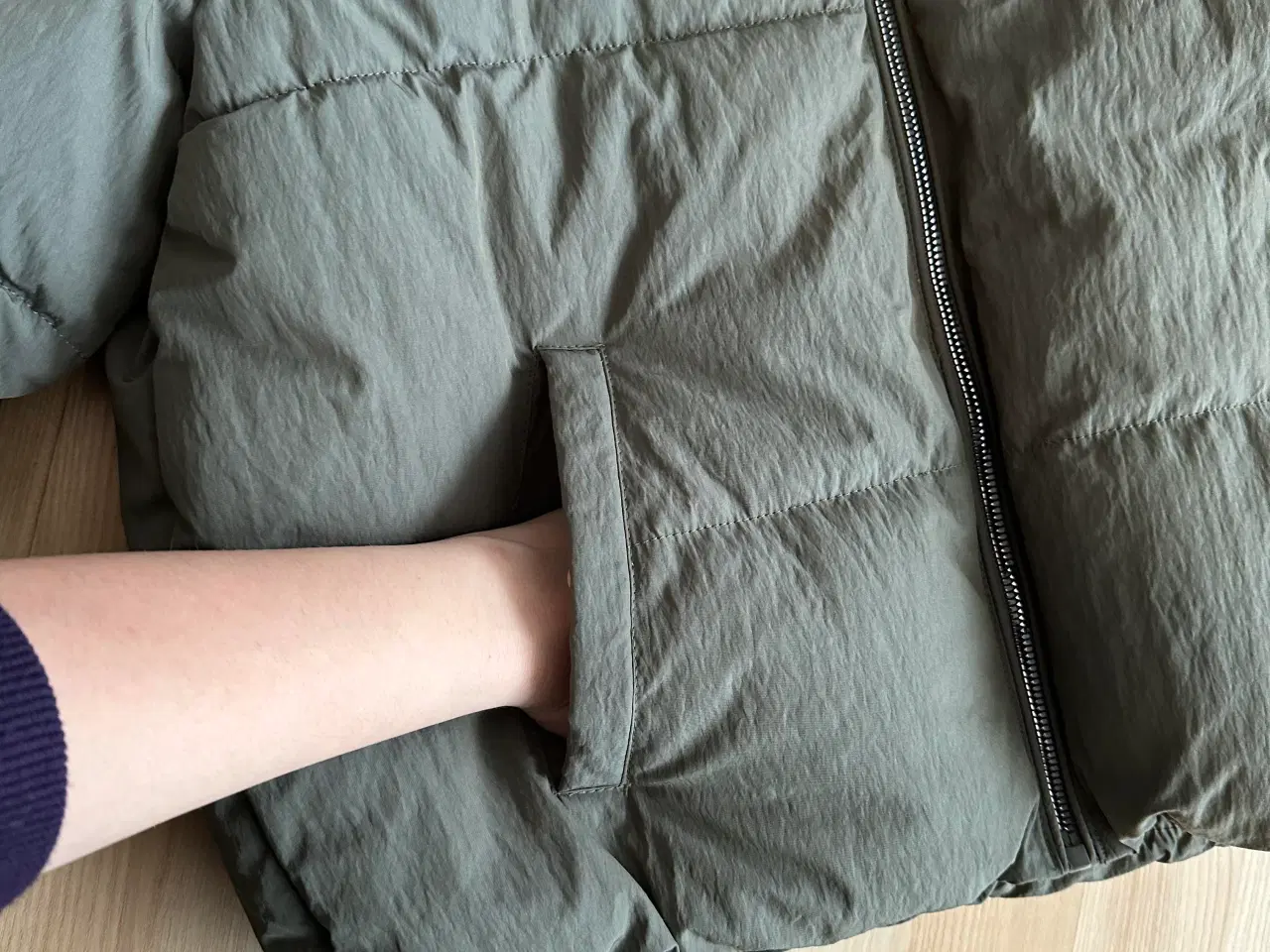 Billede 2 - ONLY vinterjakke (stort set ny)