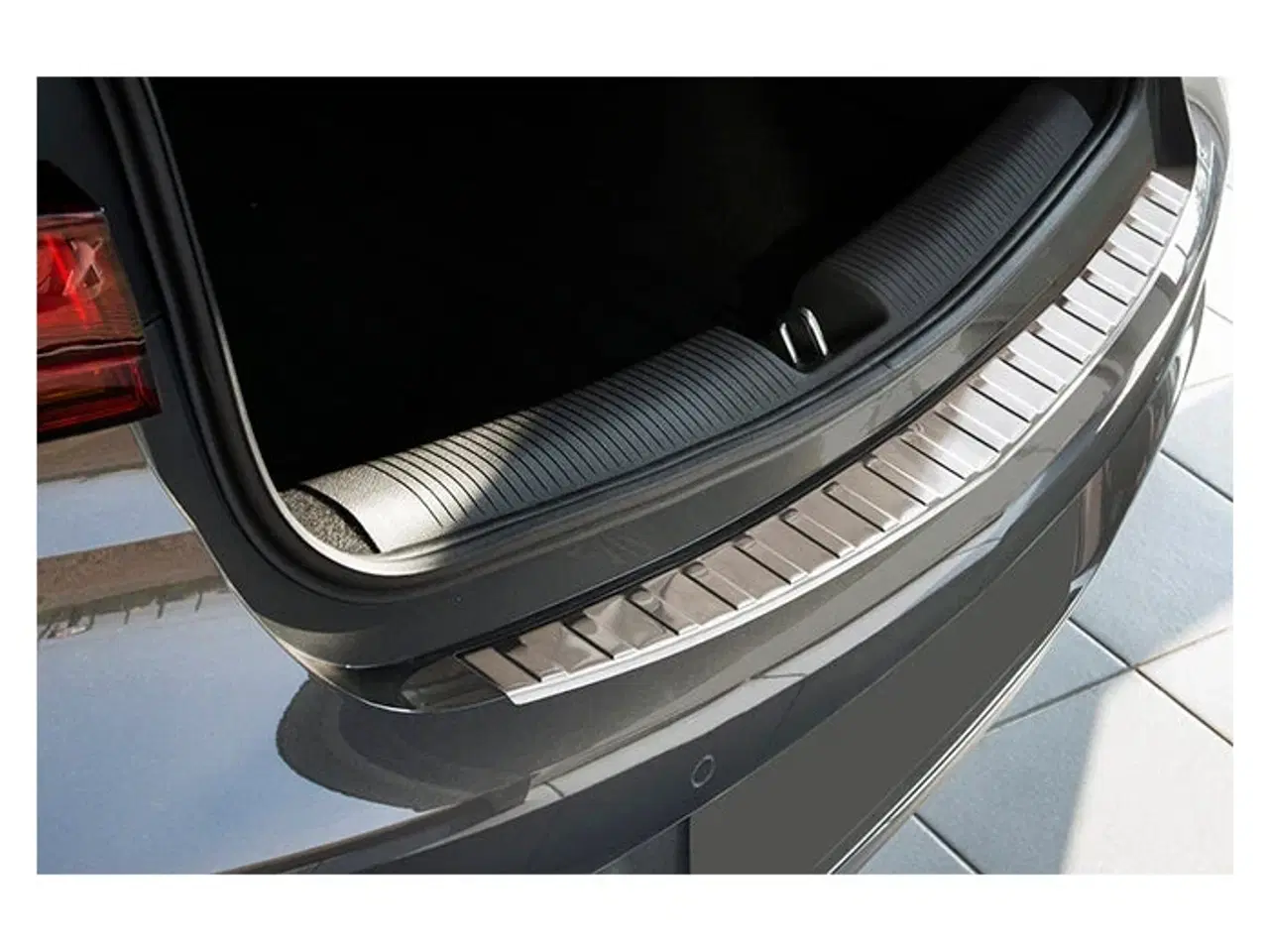 Billede 1 - Læssekantbeskytter Opel Astra K Hatchb. 2015-2021 Stål