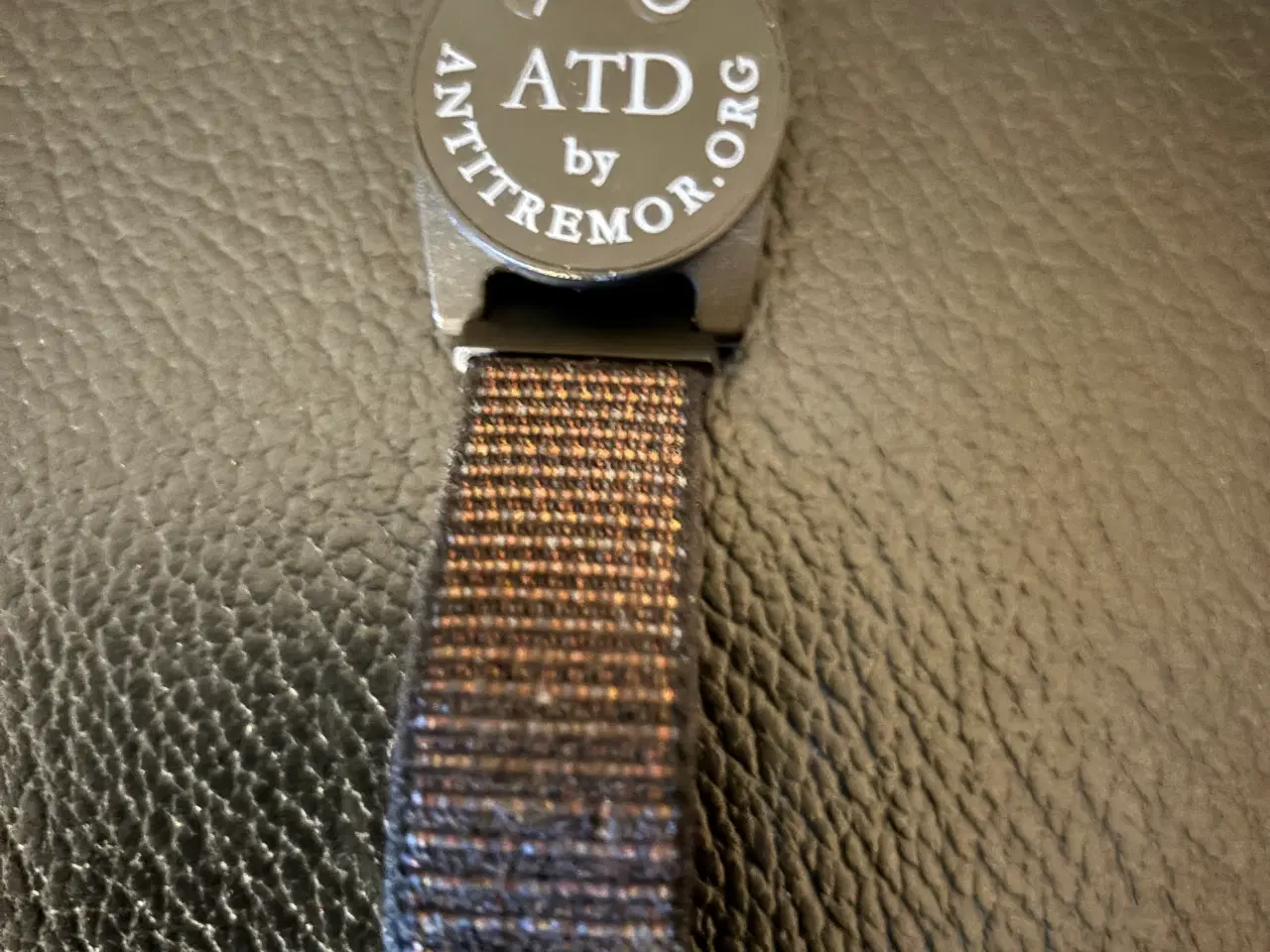 Billede 2 - ATD armbånd mod parkinsonrystelser