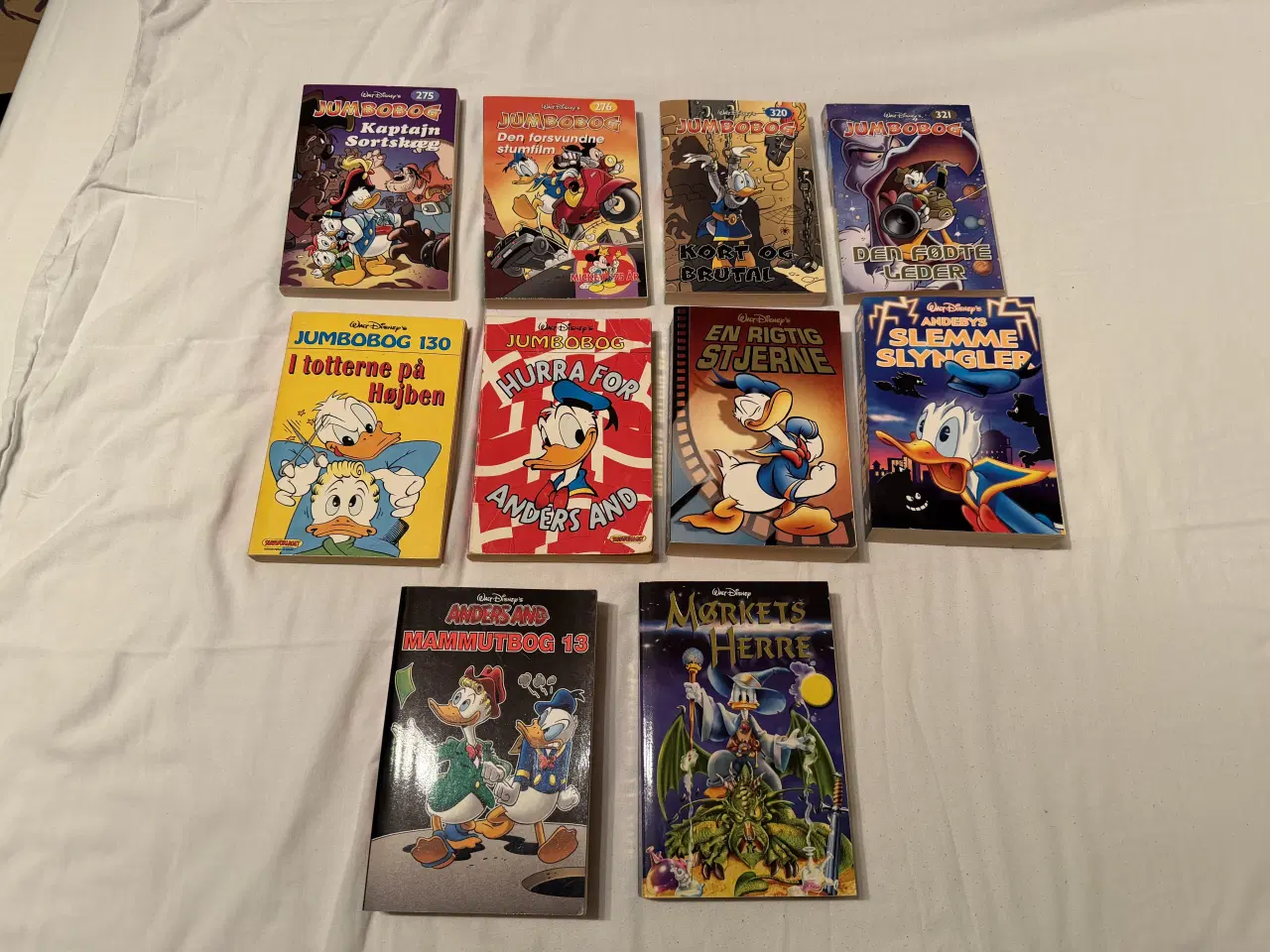 Billede 12 - Jumbobøger – næsten 200 sælges