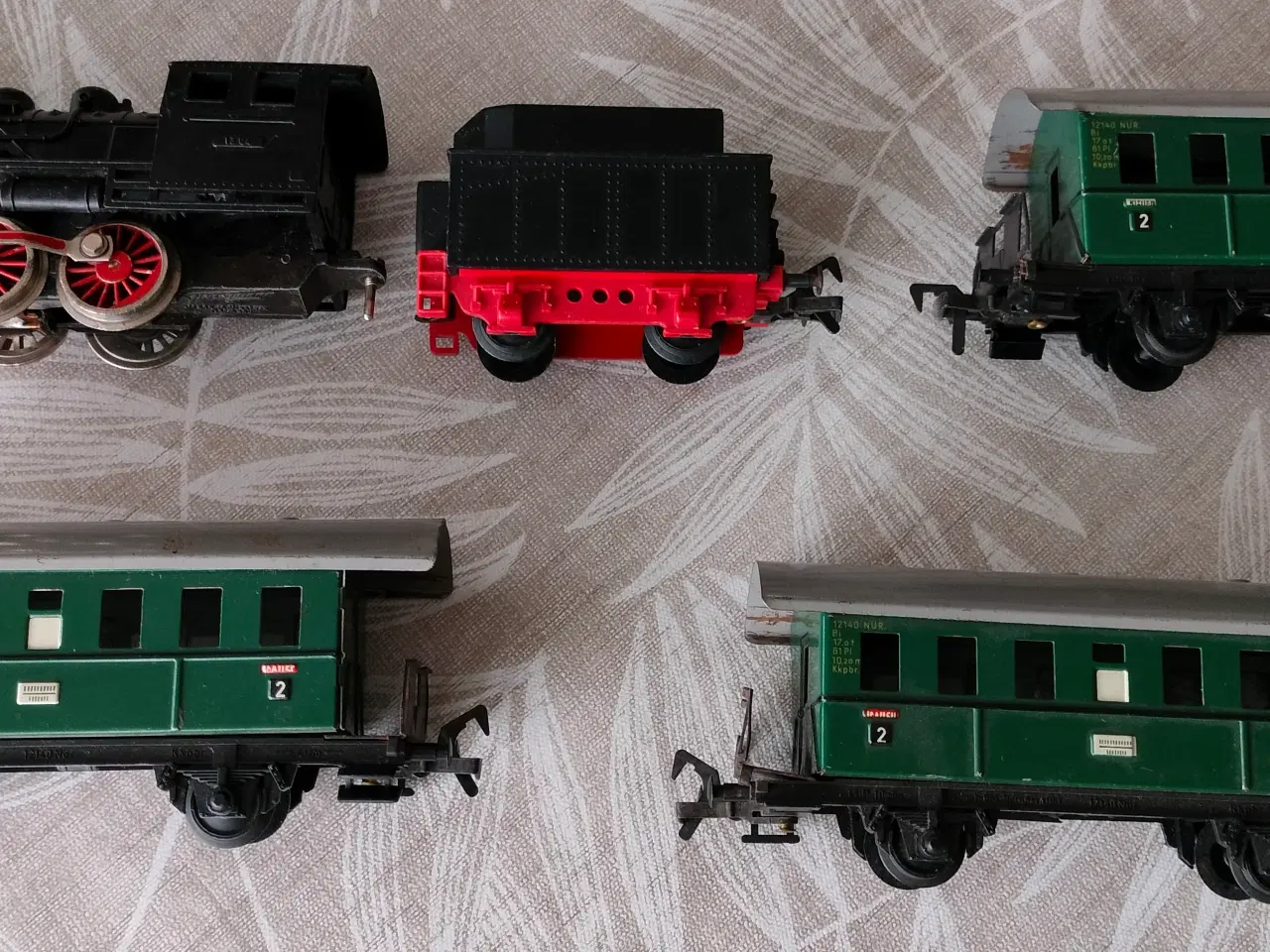 Billede 2 - Fleischmann Damplokomotiv 1304 og 3 Passagervogn 