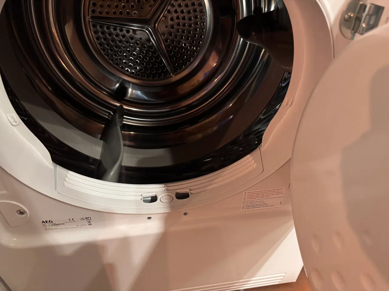Billede 2 - AEG Tørretumbler med aftræk