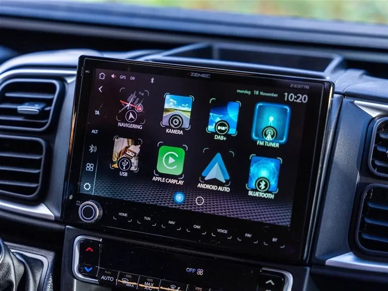 Billede 57 - 2026 - Tourne 6.4 Cruise aut. gear - Black   Den originale Tourne med langsgående senge