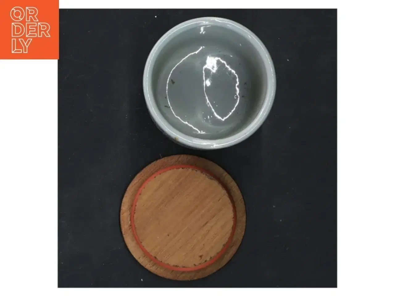 Billede 3 - Knabstrup bagepulver krukke med låg og skovl fra Knabstrup (str. 8x7 cm)