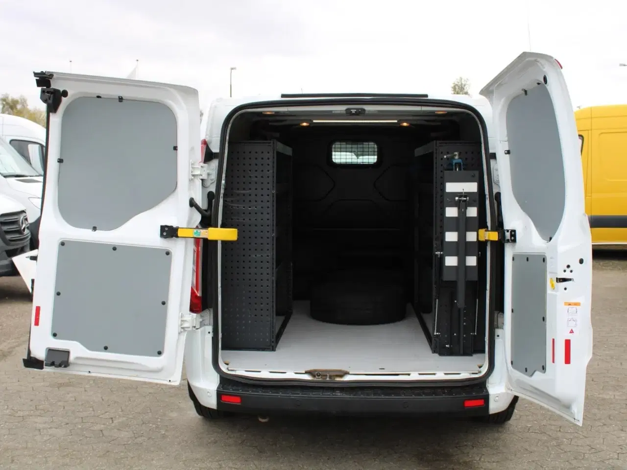 Billede 10 - Ford Transit Custom 320L 2,0 TDCi 130 Trend