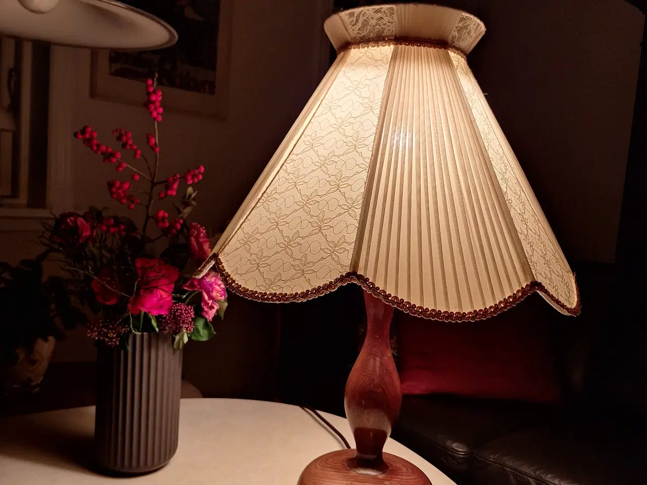 Billede 2 - Sjælden træ bordlampe