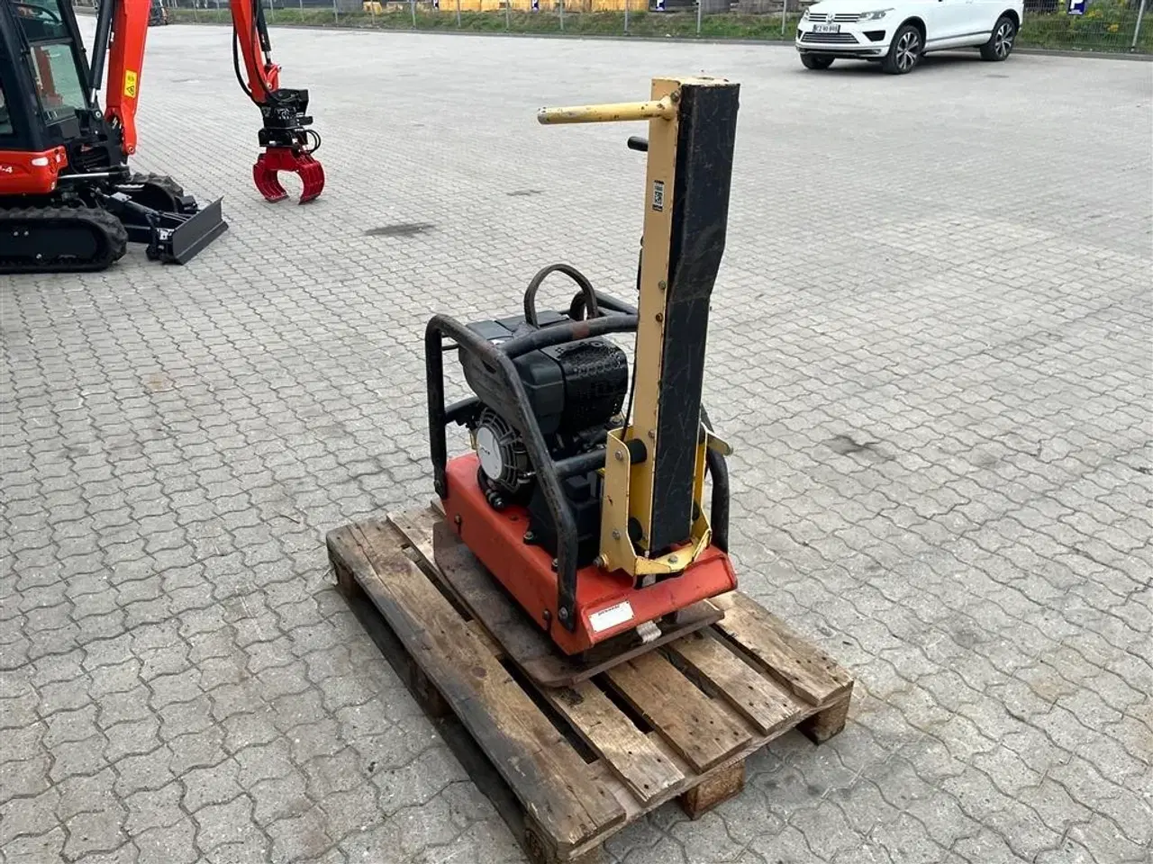 Billede 7 - Dynapac LG 200 247kg Diesel frem/bak pladevibrator