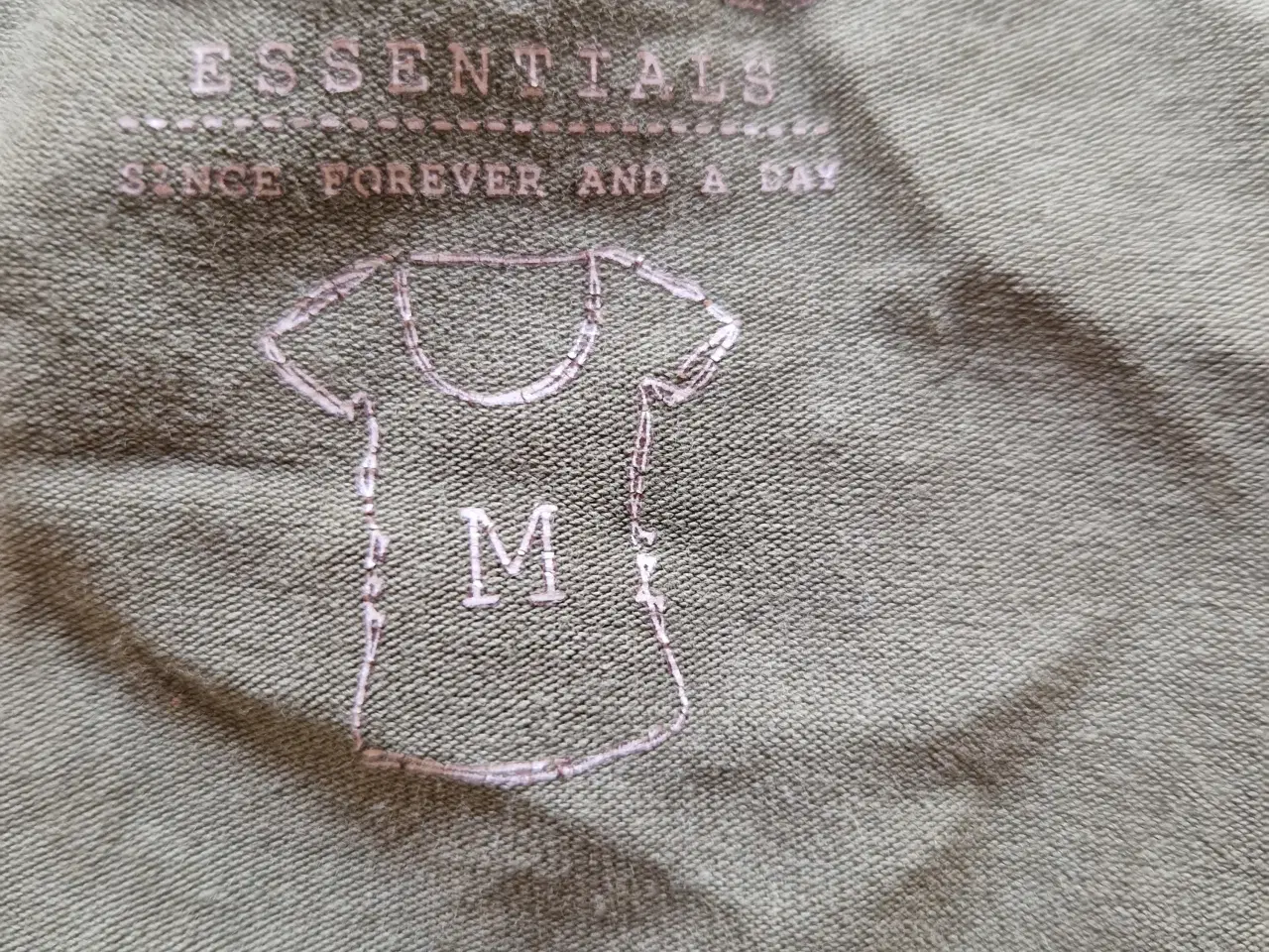 Billede 2 - ONLY Essentials T-shirt M grøn