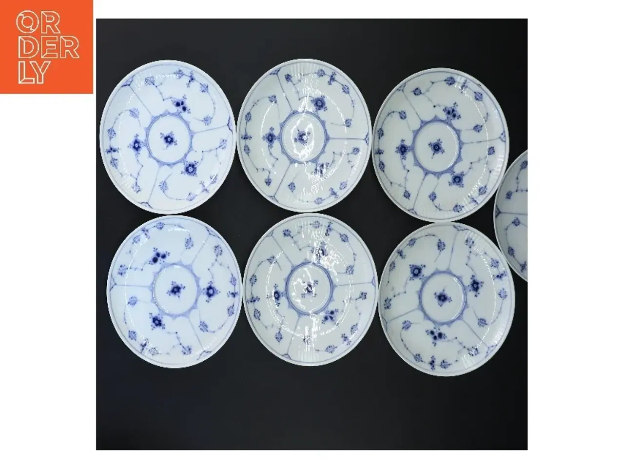 Billede 4 - Porcelænstallerkener, musselmalede, fra Royal Copenhagen (str. 14,5 cm)