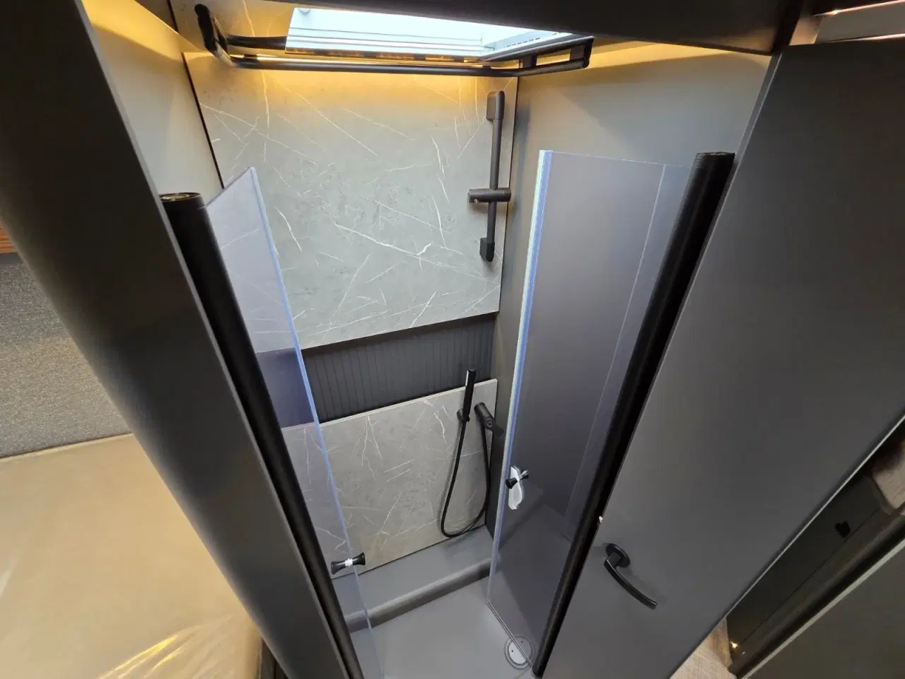 Billede 18 - Hymer B-MC I680 2,0 CDi 170 aut.