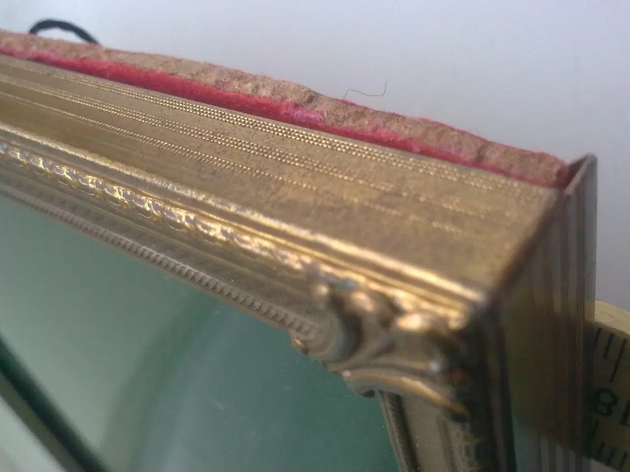 Billede 15 - Granathylster vase med nittet fod