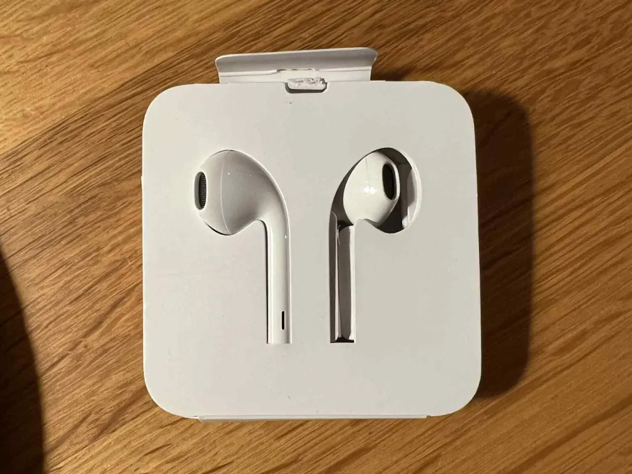 Billede 2 - Apple earbuds med ledning