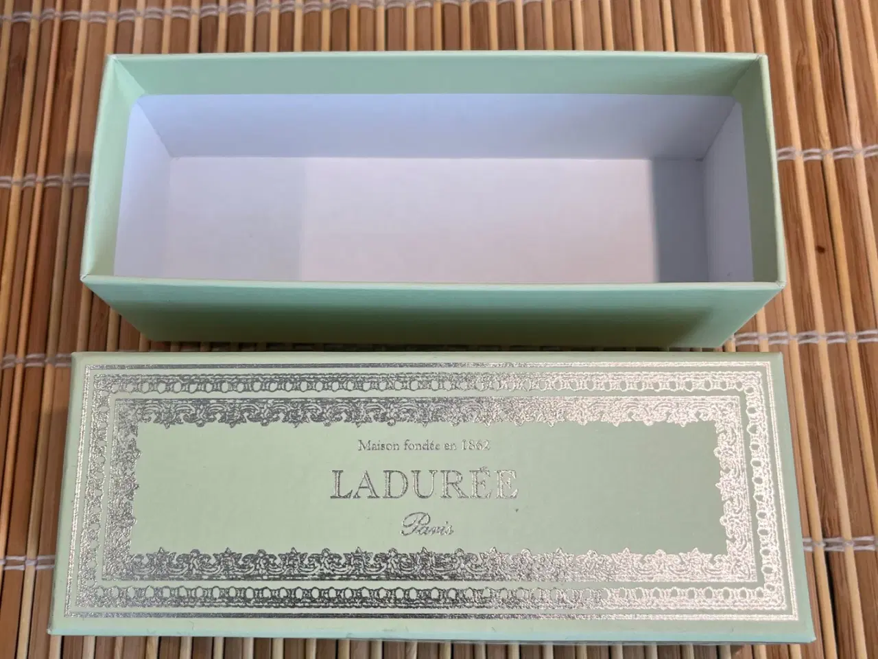 Billede 2 - Smuk Ladurée Paris Macaron-æske (Tom)