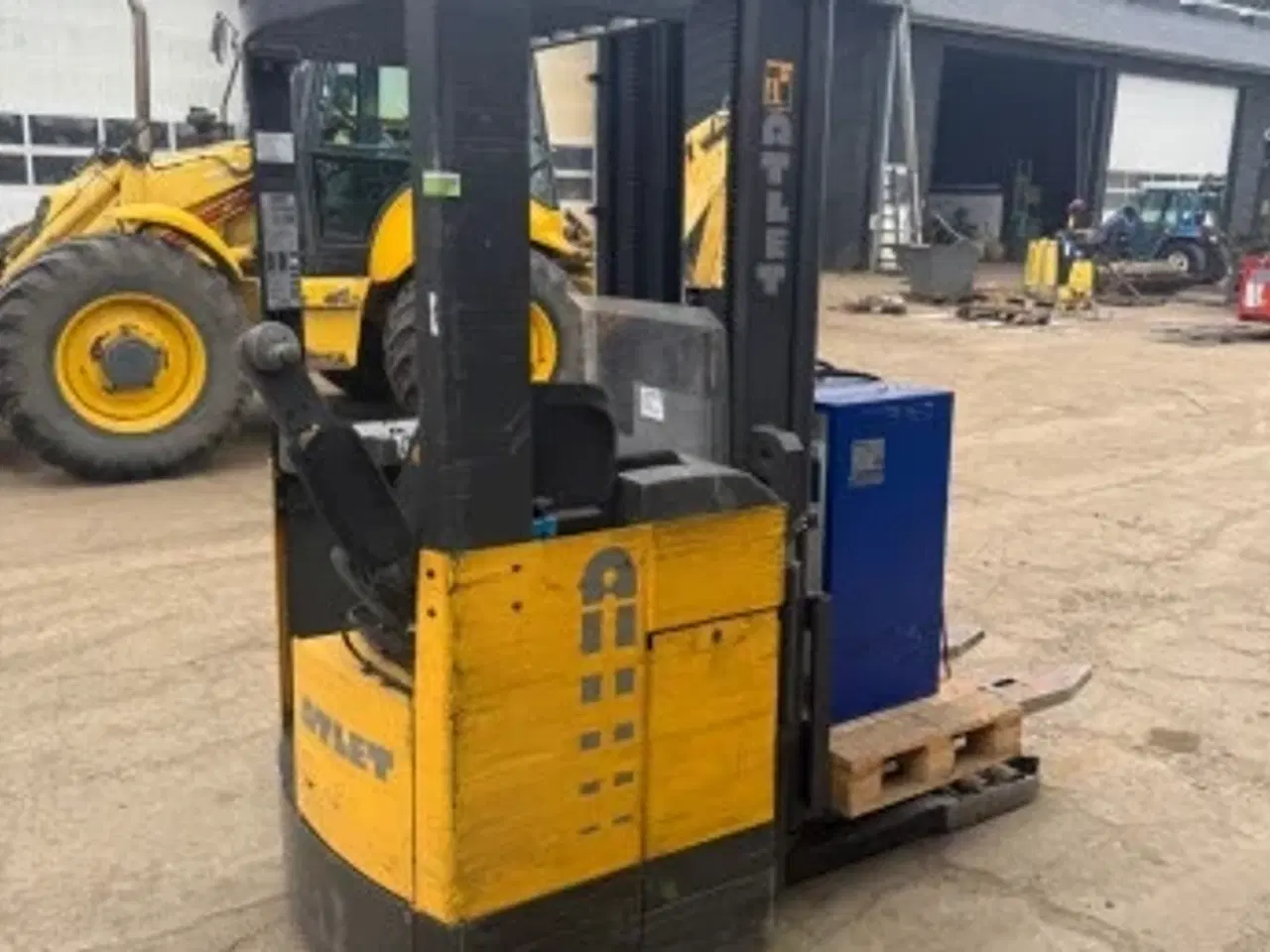 Billede 3 - Stabler med friløft