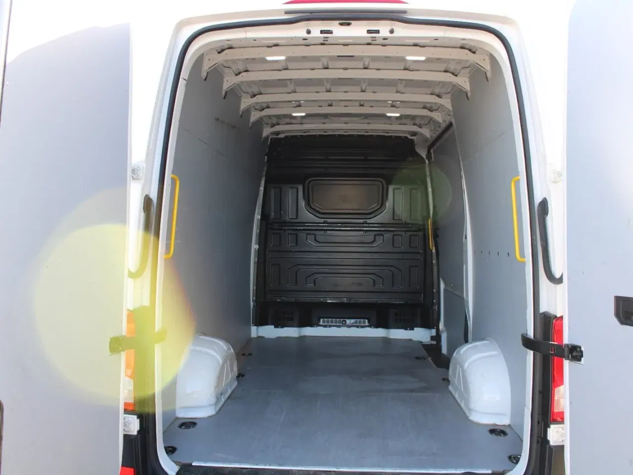 Billede 11 - VW Crafter 35 2,0 TDi 140 Kassevogn L3H2