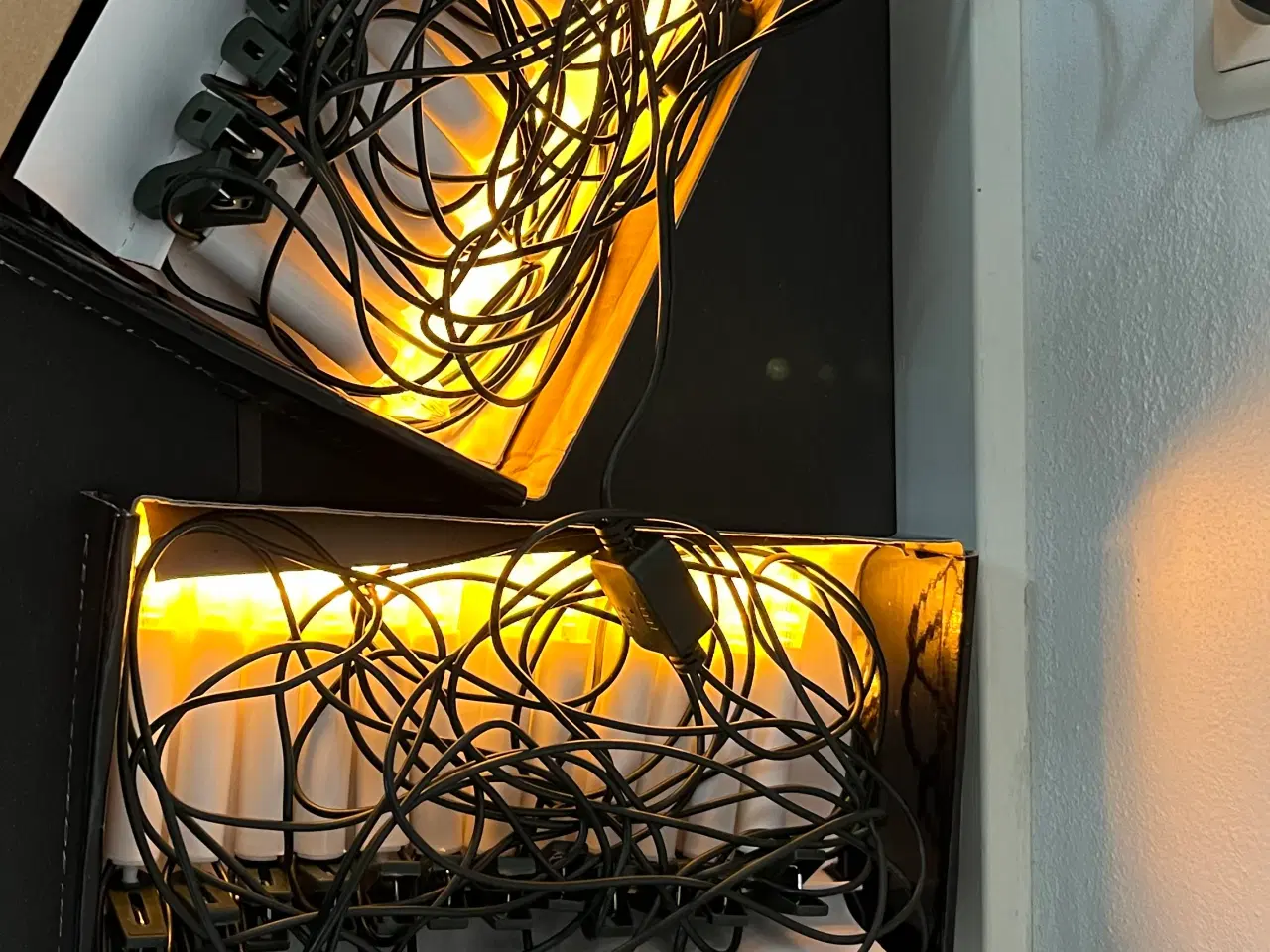 Billede 2 - 2 LED lyskæder til indendørs juletræ