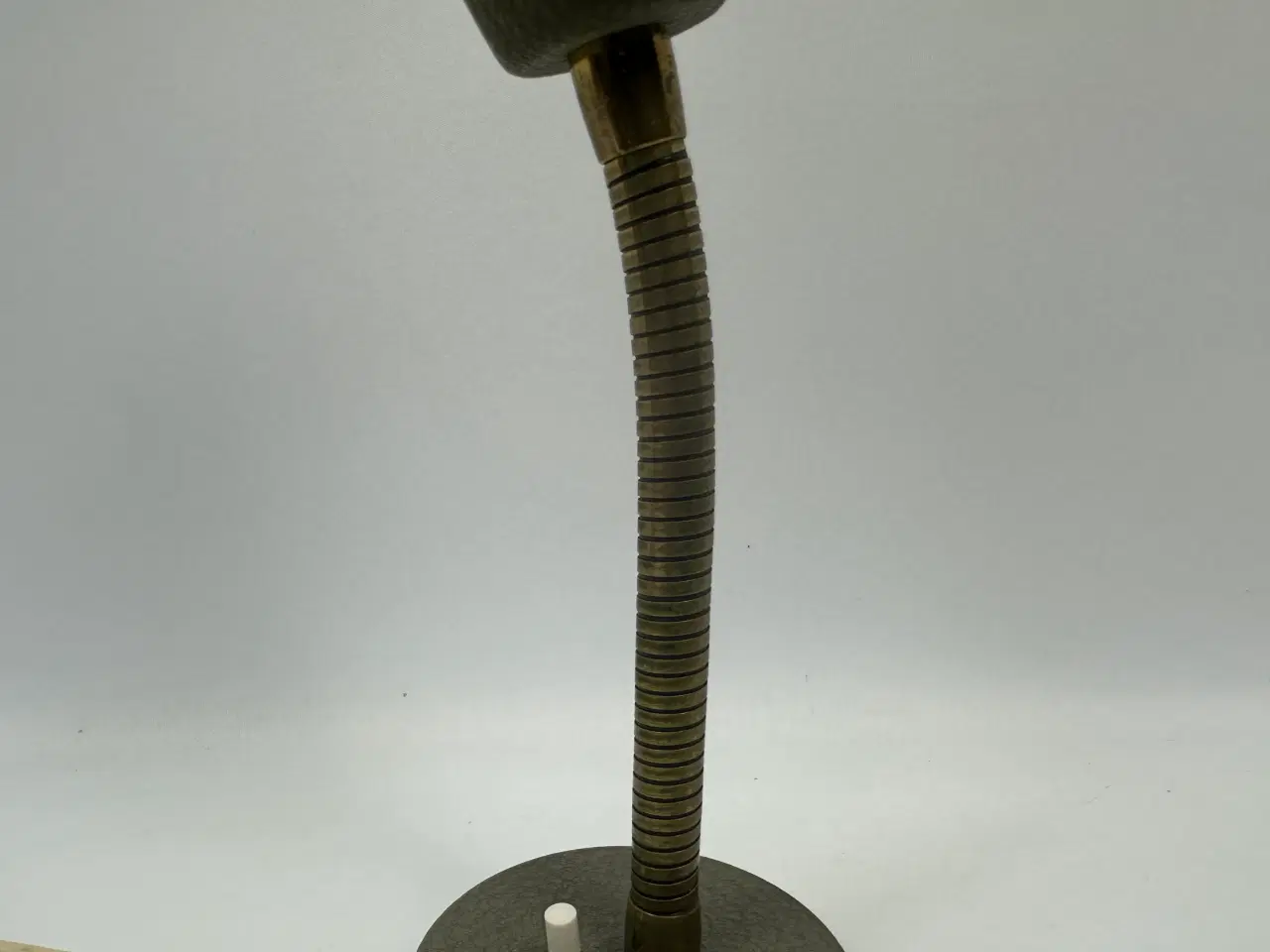 Billede 3 - Retro væglampe, grå / messing m. flex