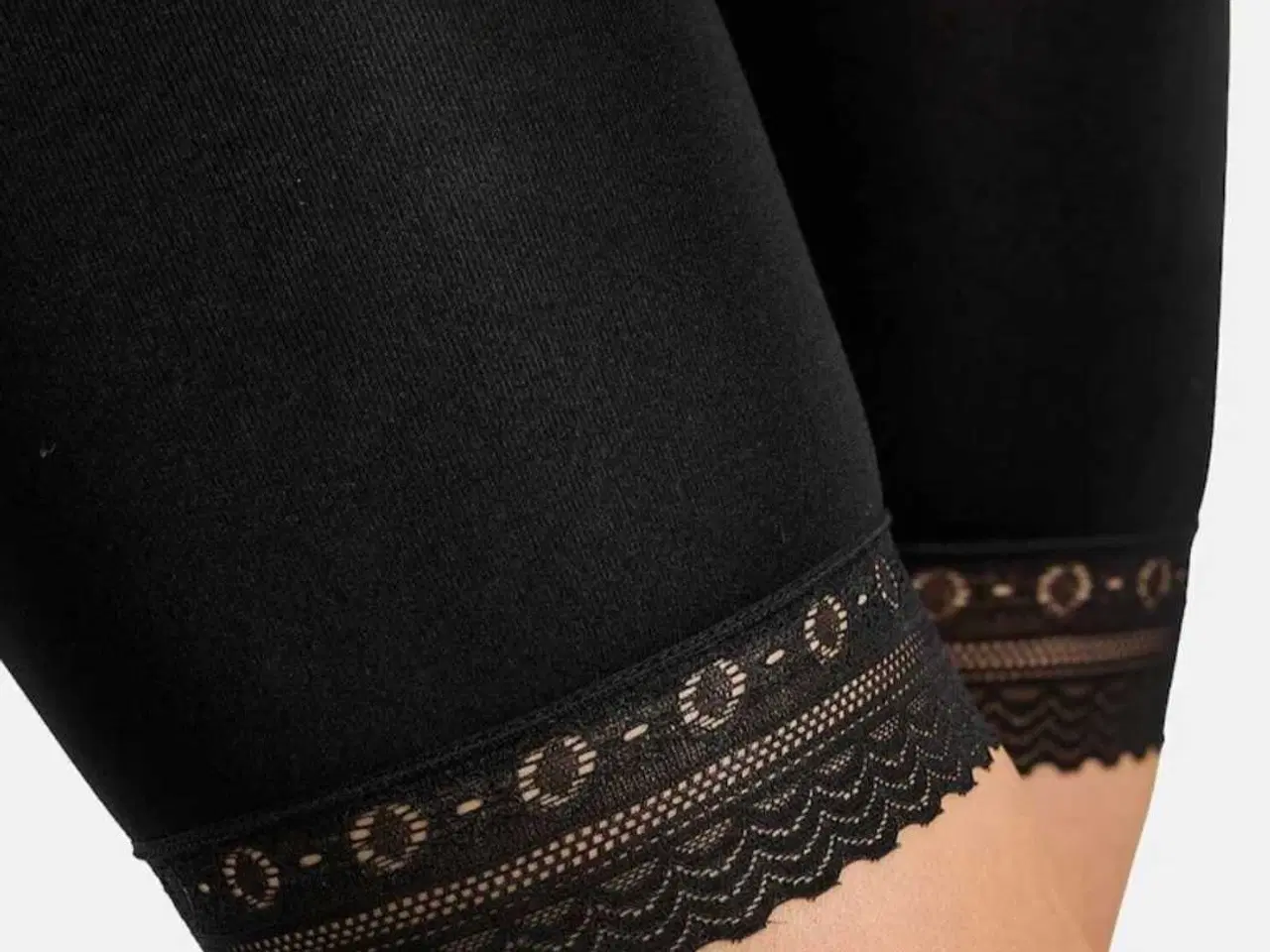 Billede 3 - Nye Liberté inder shorts med blonder str. XL/XXL