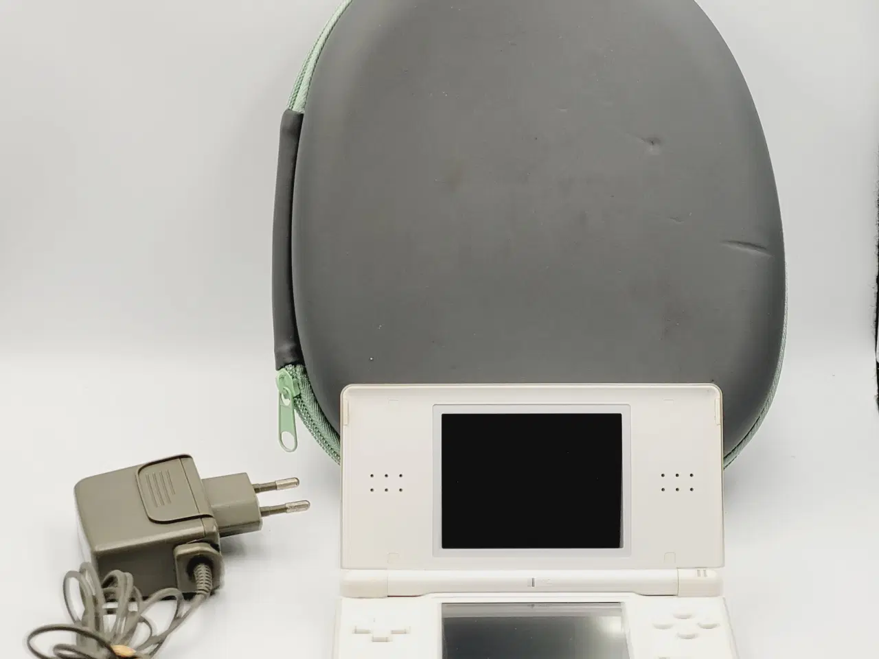 Billede 1 - ⭐️· 🎮 Nintendo DS Lite (Hvid) - Inkl oplader etui