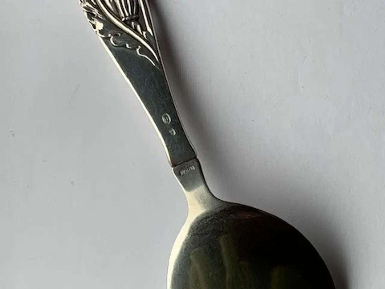 Billede 2 - Serveringsspade m/blomst, knop, 3 tårnet og rustfr