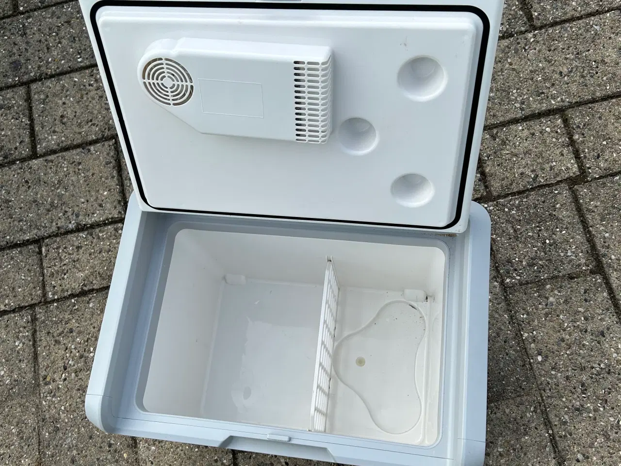 Billede 4 - Køleboks  40 l 12/230v 