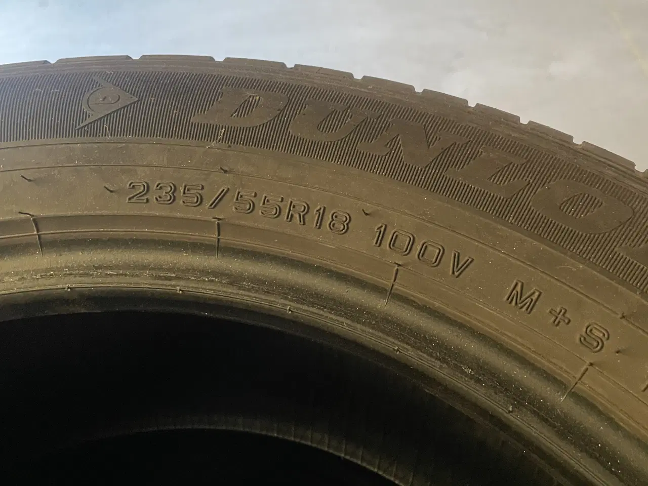 Billede 3 - Dæk uden fælge. 235/55 18