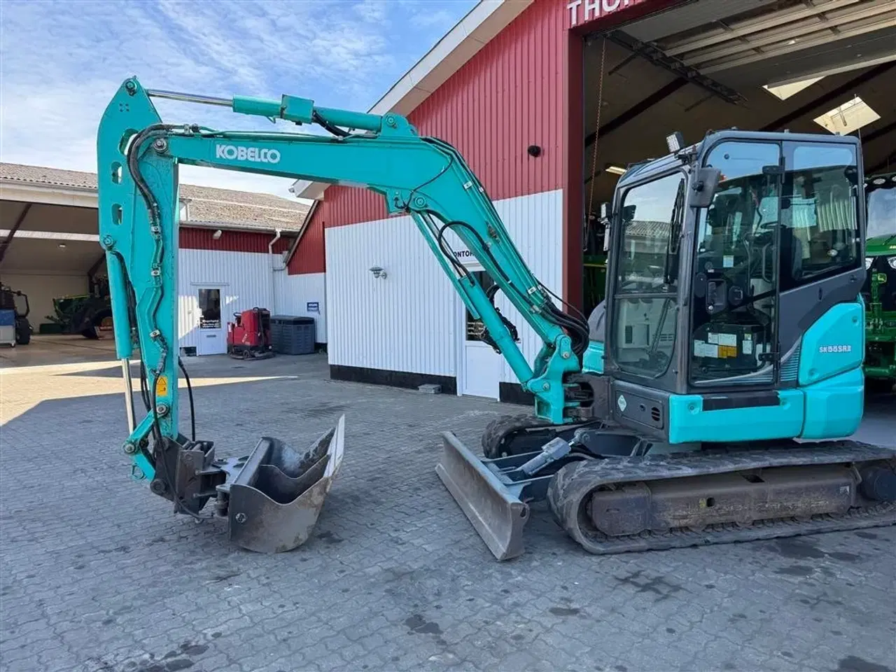 Billede 2 - Kobelco SK55 KUN 2100 TIMER OG MED SKOVLE!