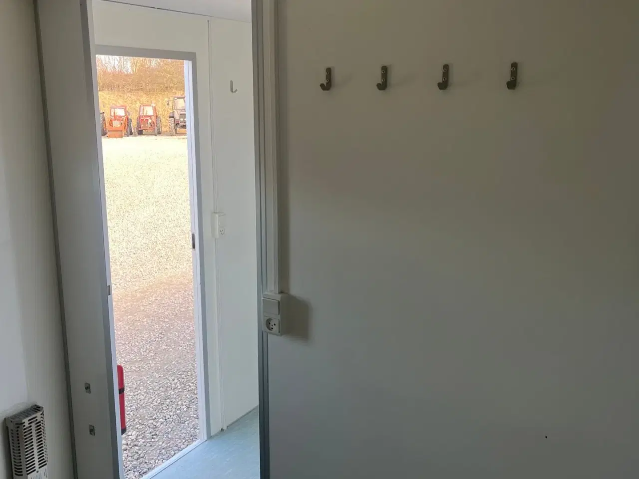 Billede 12 - Scanvogn Mandskabsvogn Stampe Skurvogn / Mandskabsvogn / Beboelsesvogn med køkken og toilet