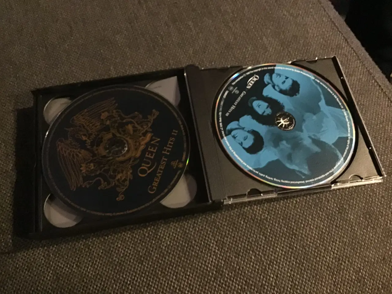 Billede 3 - Queen CD boks.