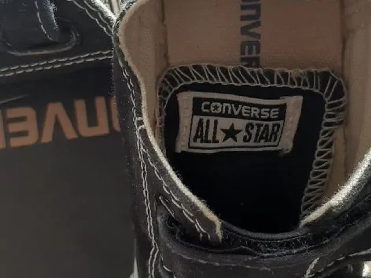 Billede 2 - Converse sko 23 sælges