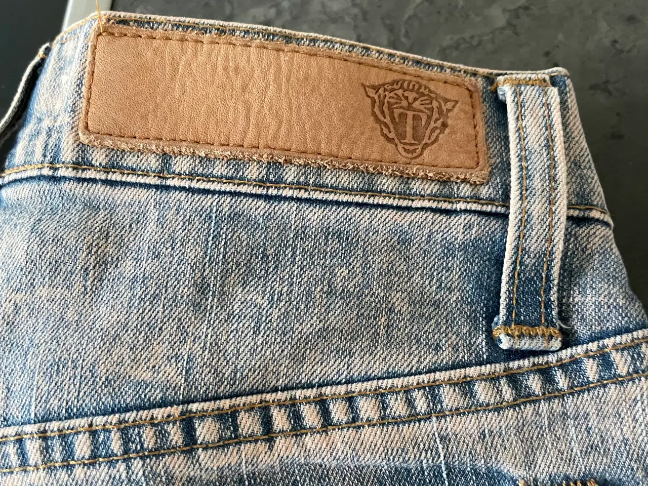 Billede 4 - Jeans fra Tiger of sweden