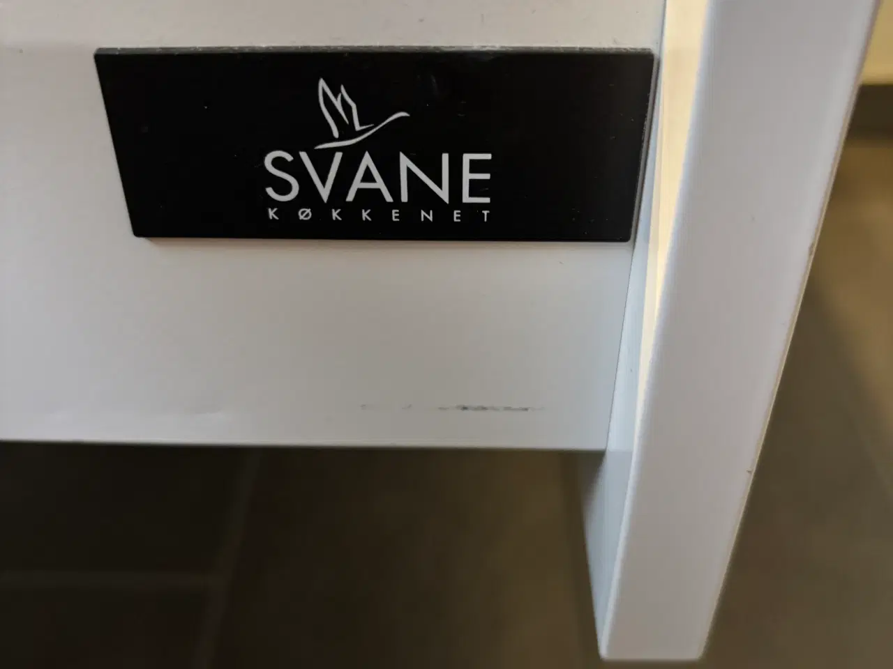 Billede 2 - Svane badeværelsesarrangement