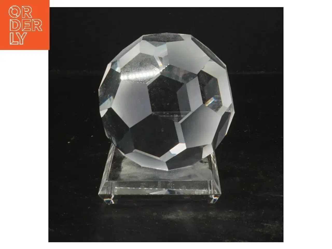 Billede 2 - Krystaltrofæ med UEFA-gravering (str. 11x8x18 cm)