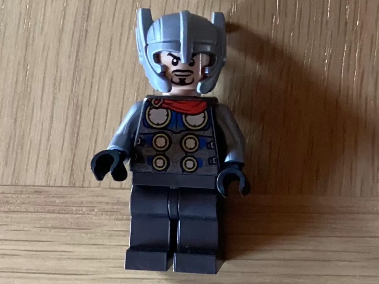 Billede 6 - SOLGT.  Lego 76169, Thors Kamp-robot/ Mechrustning