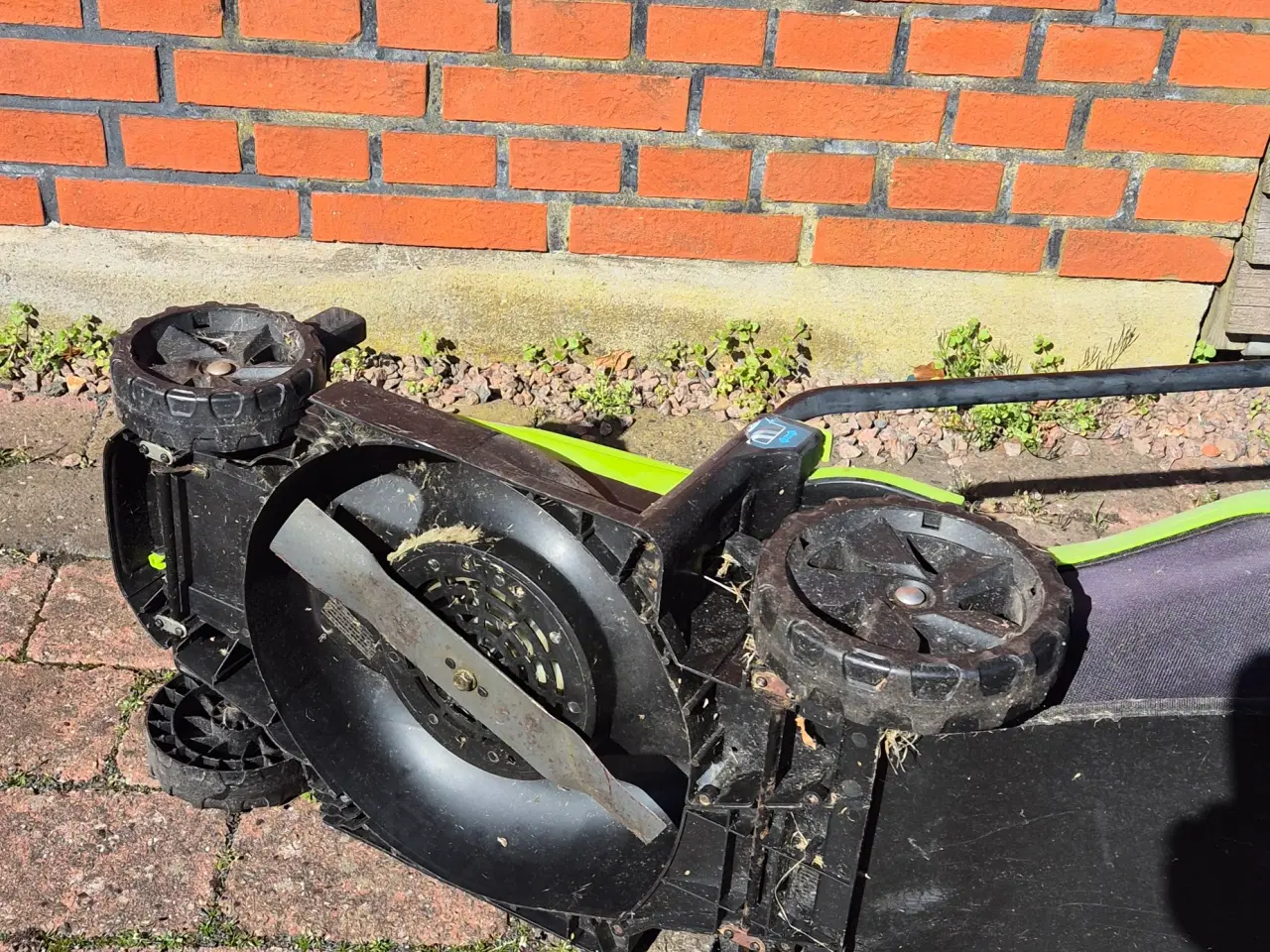 Billede 2 - Plæneklipper 230v 33cm