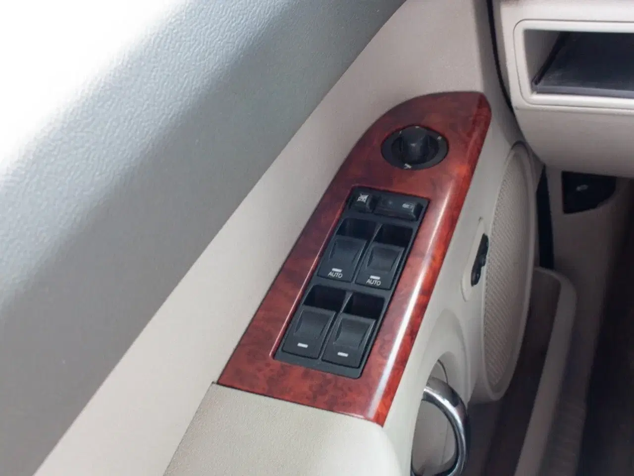 Billede 17 - Jeep Commander 3,0 CRD Limited aut. Van