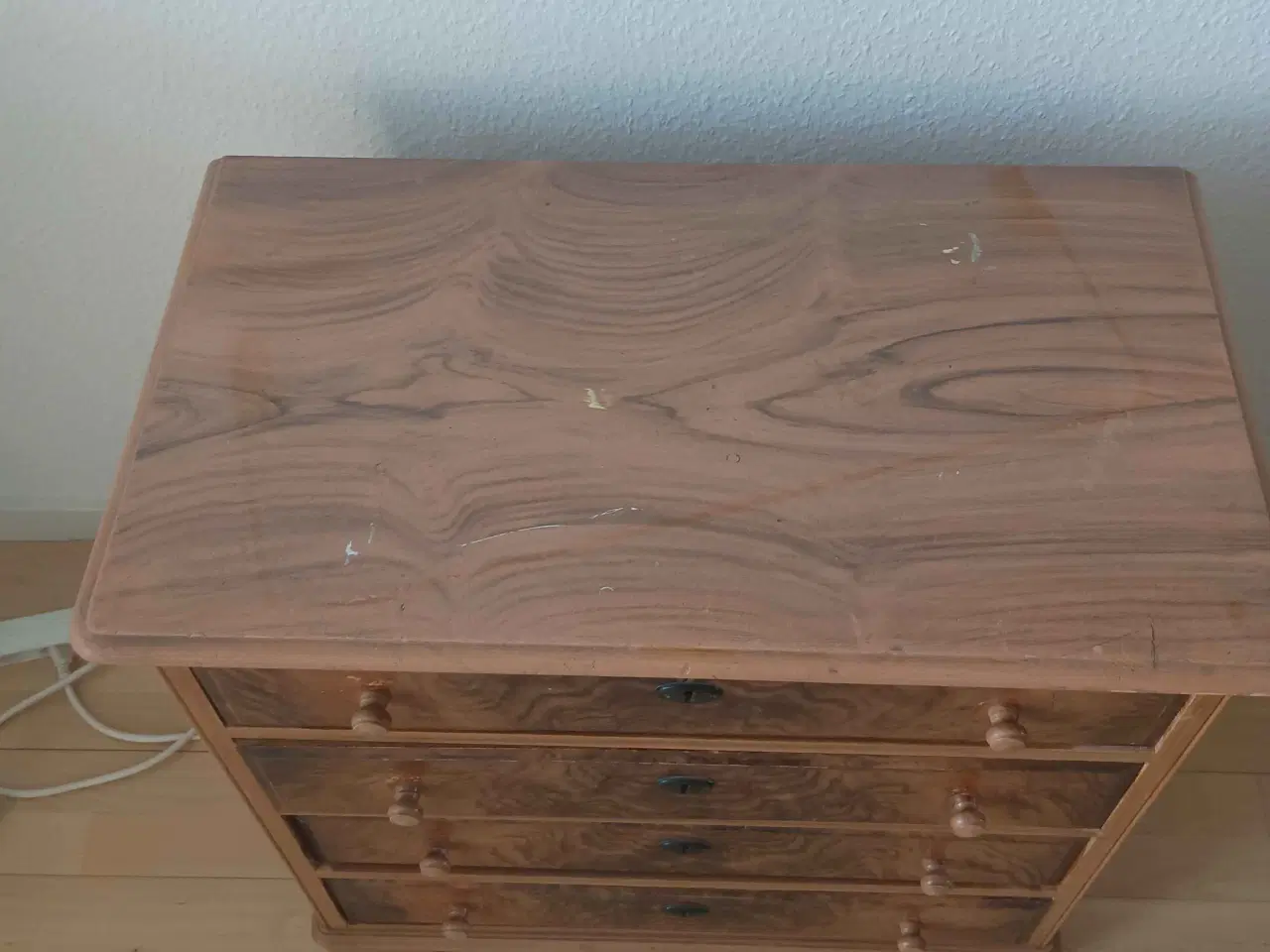 Billede 2 - Træskab