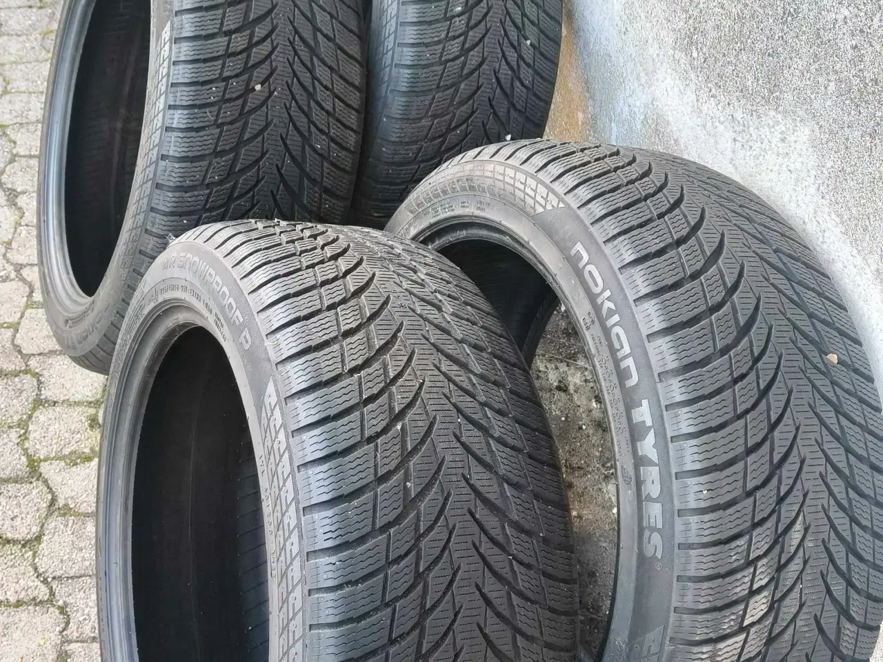 Billede 2 - Nokian vinterdæk 225/45/18