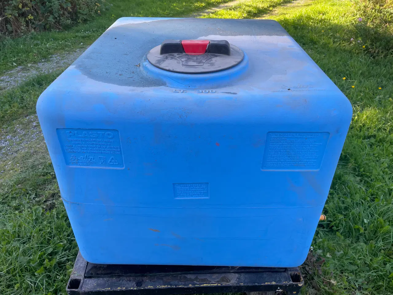 Billede 2 - Vandtank 300 liter 