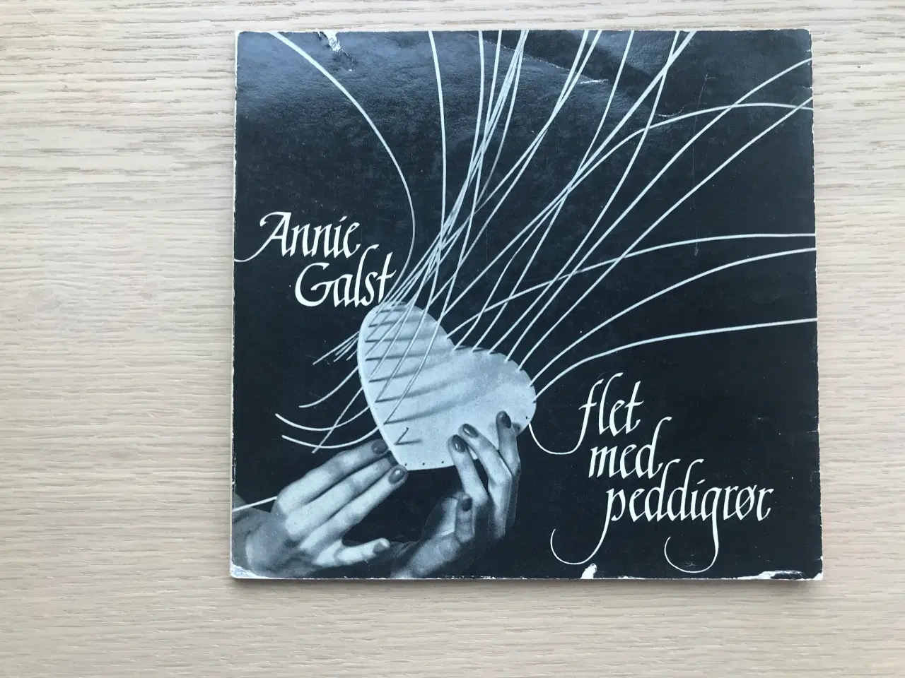 Billede 1 - Flet med peddingrør  af Annie Galst