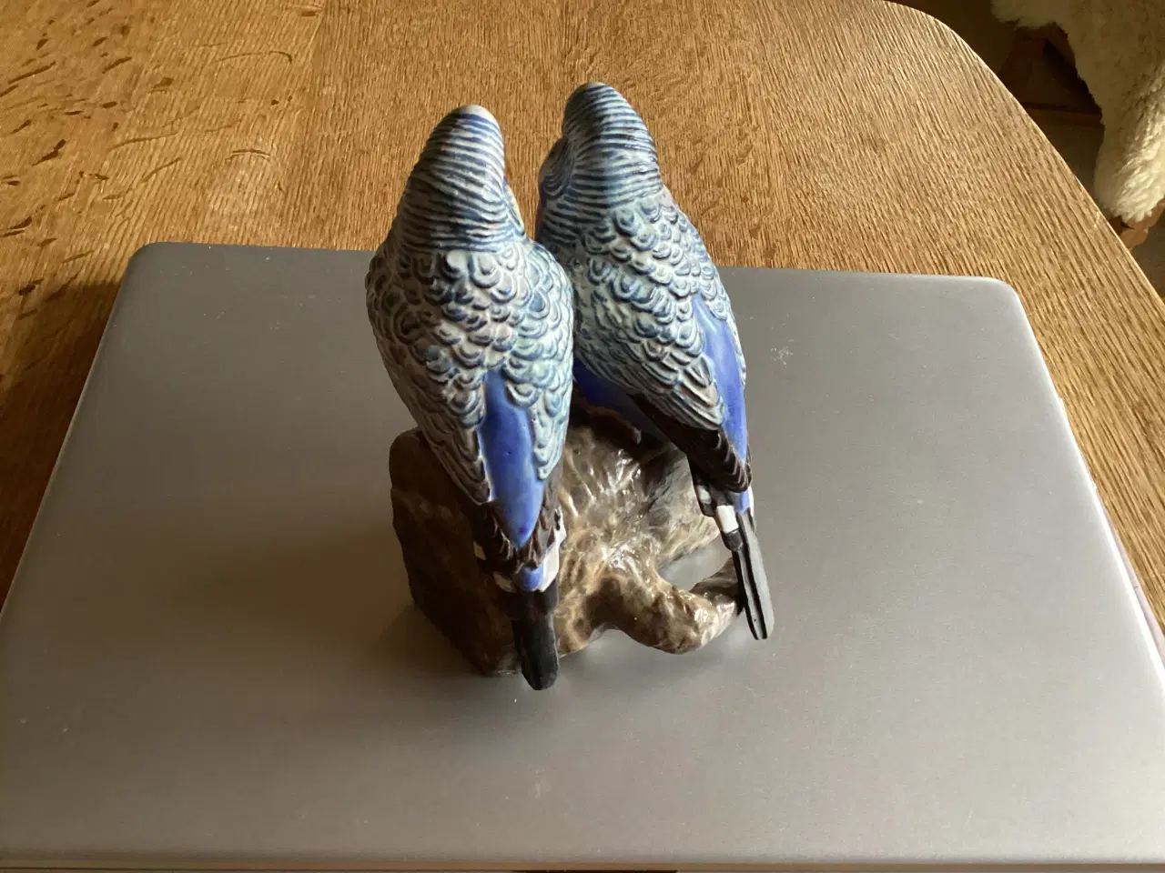 Billede 4 - Kgl Blå Undulatpar stentøj (Jeanne Grut)