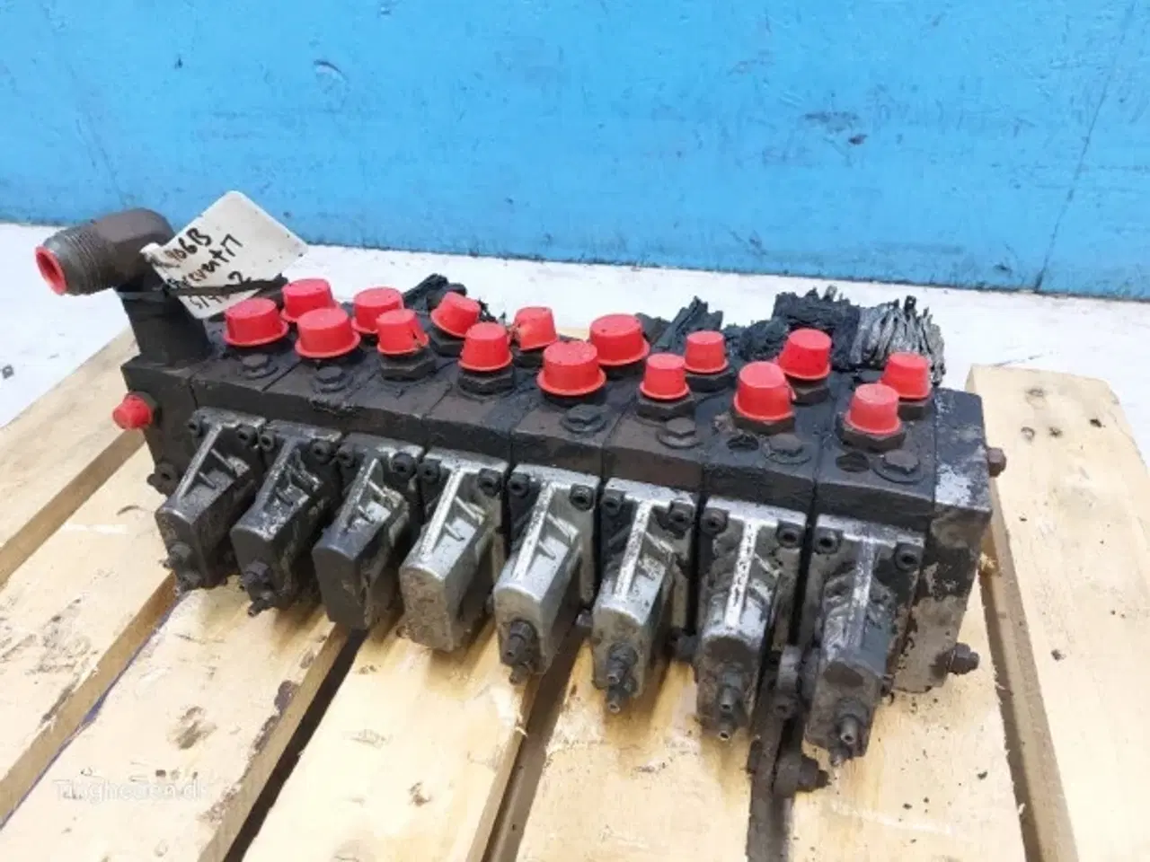 Billede 9 - Hydrema 906B Styreventil 514202