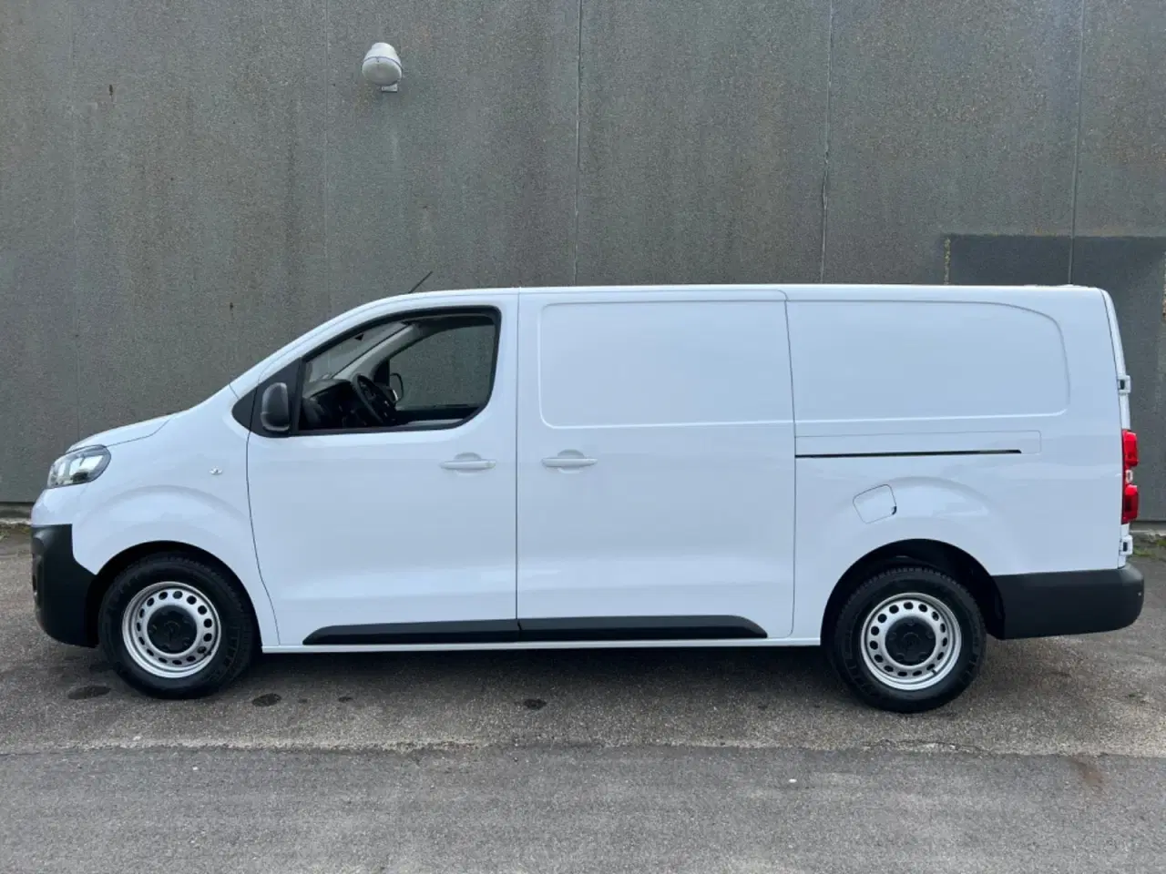 Billede 2 - Opel Vivaro 2,0 D 145 Enjoy+ L3V2