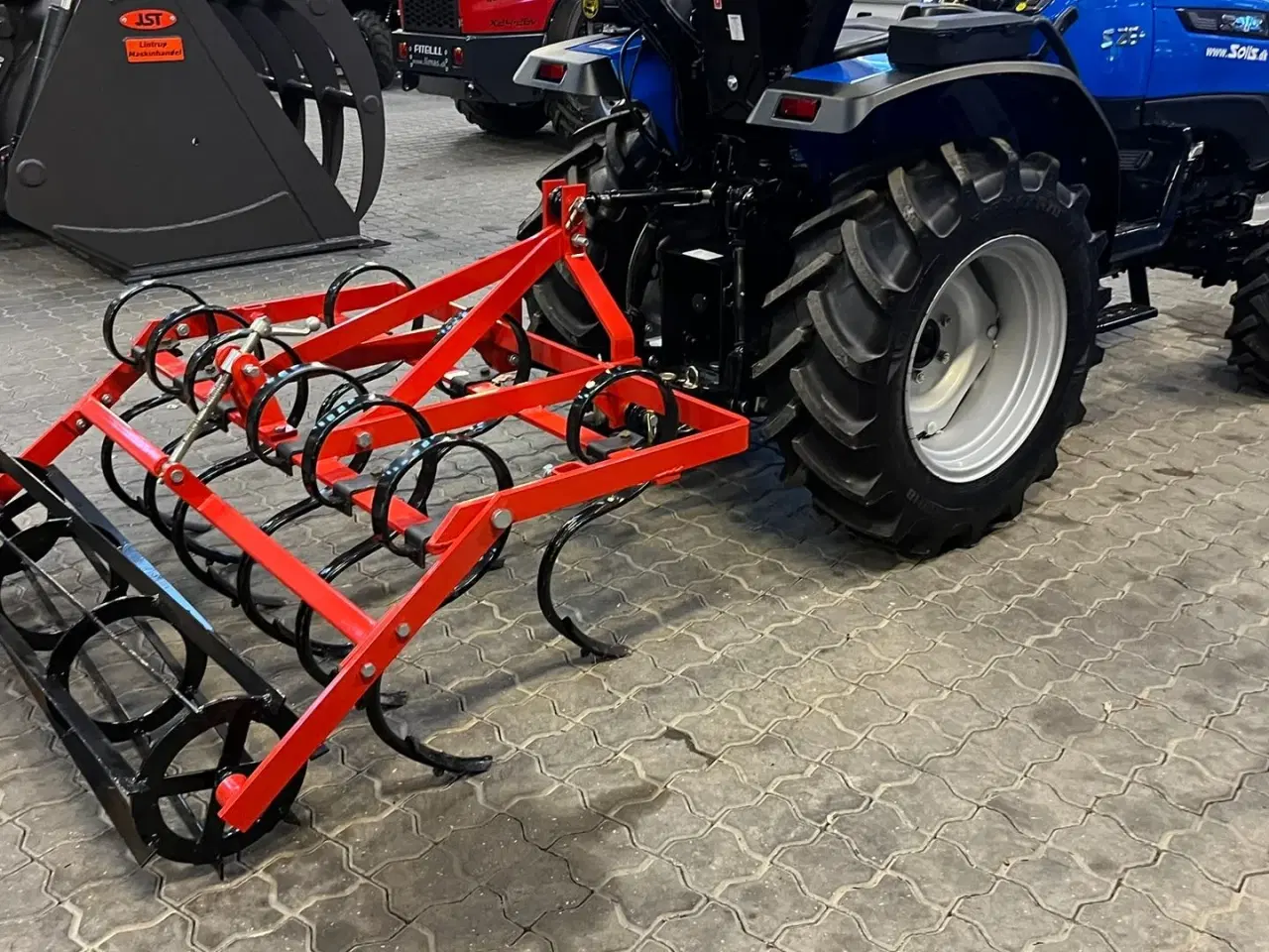 Billede 6 - DK-TEC Såbedsharve Fabriksny 120cm med efterruller som er justerbare i højden.